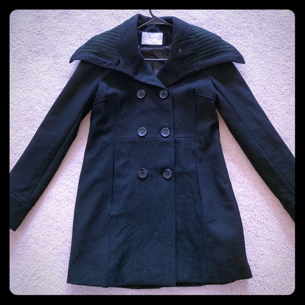 Beautiful heavy black pea coat